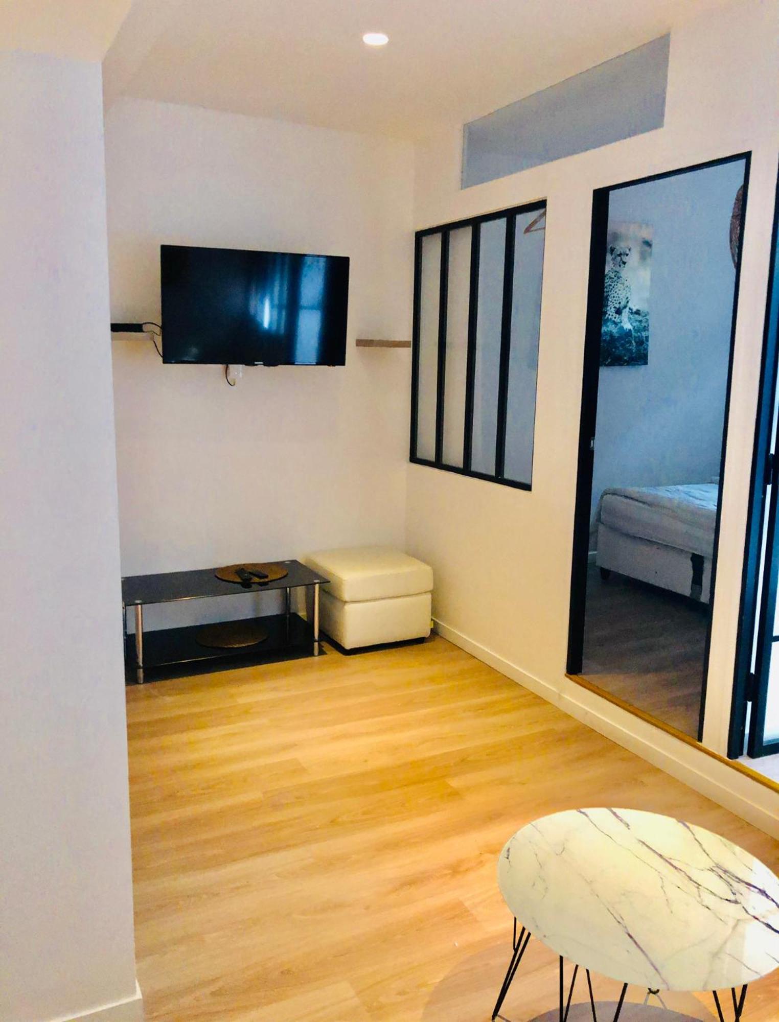 Gambetta Residences Hotel Paris Centre Экстерьер фото