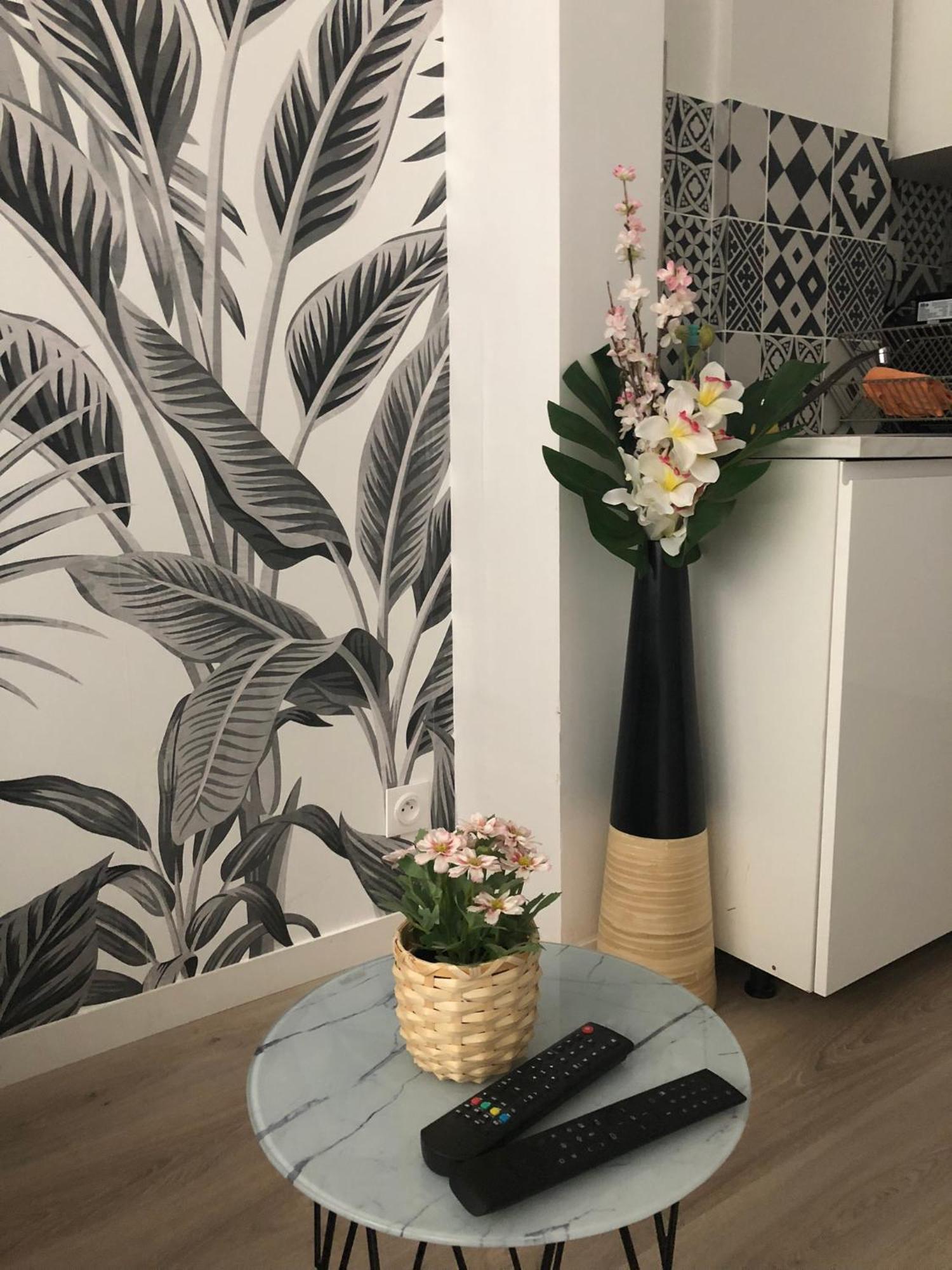 Gambetta Residences Hotel Paris Centre Экстерьер фото